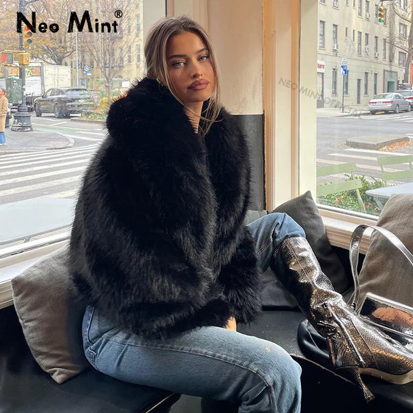 Street Fashion Shawl Collar Faux Fox Fur Coat Women 2024 Winter Cool Girls Black Short Fur Jacket Vintage Chic Overcoat