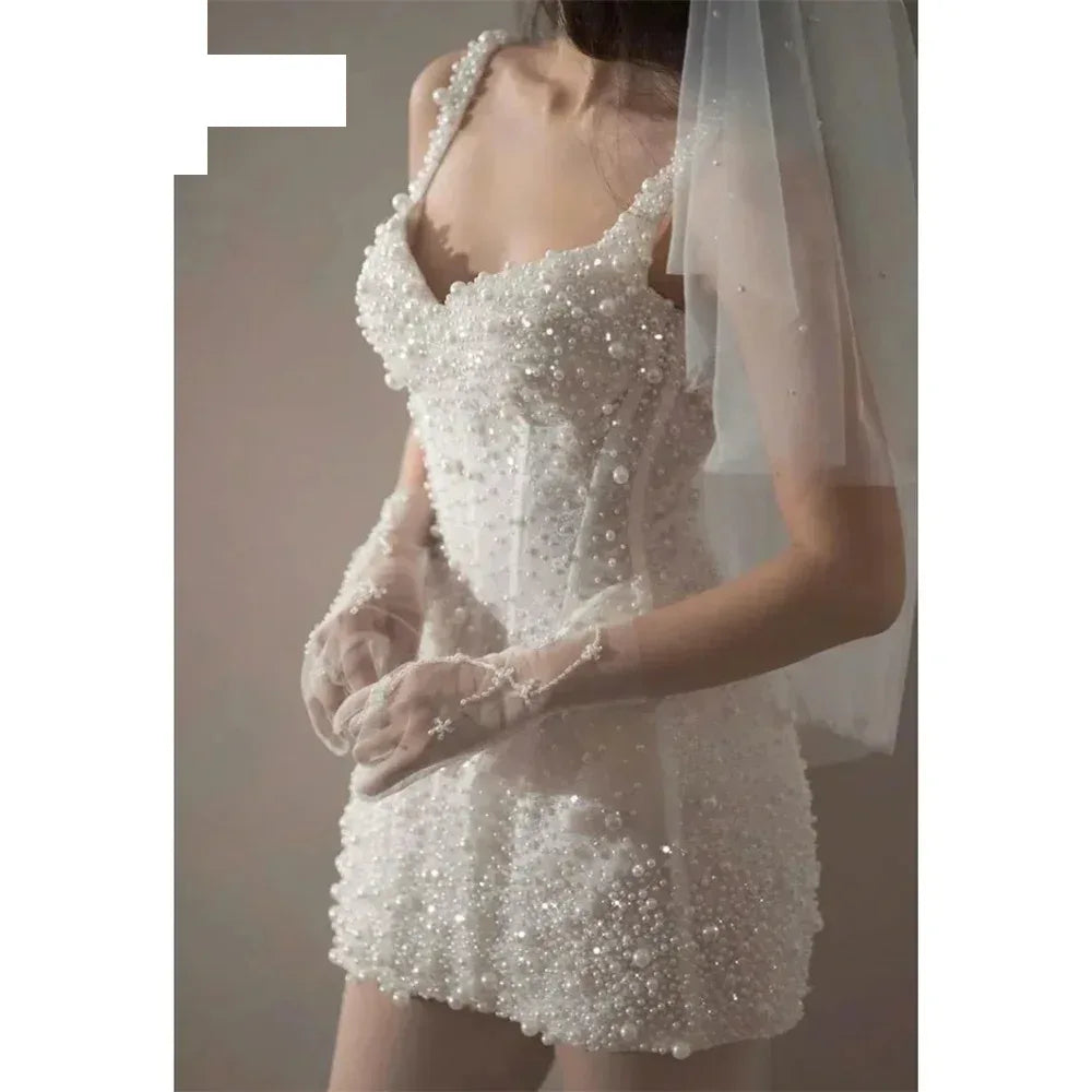 Customized White Spaghetti Strap Wedding Dresses Sleeveless Lace-Up Elegant Bridal Gowns Beaded Mini Wedding Gowns