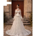 Off Shoulder Lace Wedding Dress Basque Waist Bridal Gown Vintage Bell Sleeve Ball Gowns Church Castle Marriage Clothes